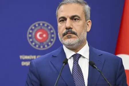 "Azərbaycanlı qardaşlarımıza güvənirik" - Hakan Fidan