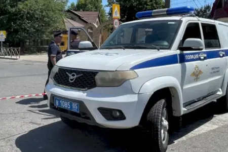 Mahaçqalada ticarət mərkəzində atışma oldu