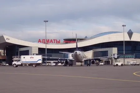 Qazaxıstanın hava limanında dəhşətli ANLAR
