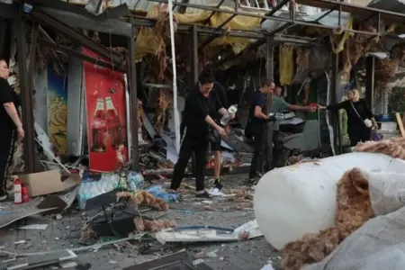 Rusiyanın Zaporojyeyə hücumunda ölənlərin sayı 34 nəfərə çatdı
