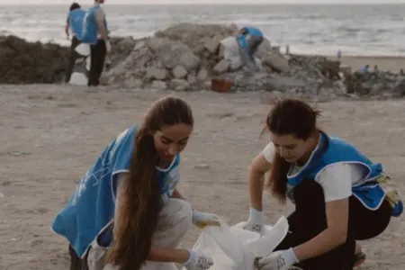 Leyla və Arzu Əliyevalar təmizlik aksiyasında iştirak etdilər - FOTOLAR