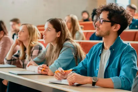 Birinci kurs tələbələri təhsil haqqını necə ödəyəcək?