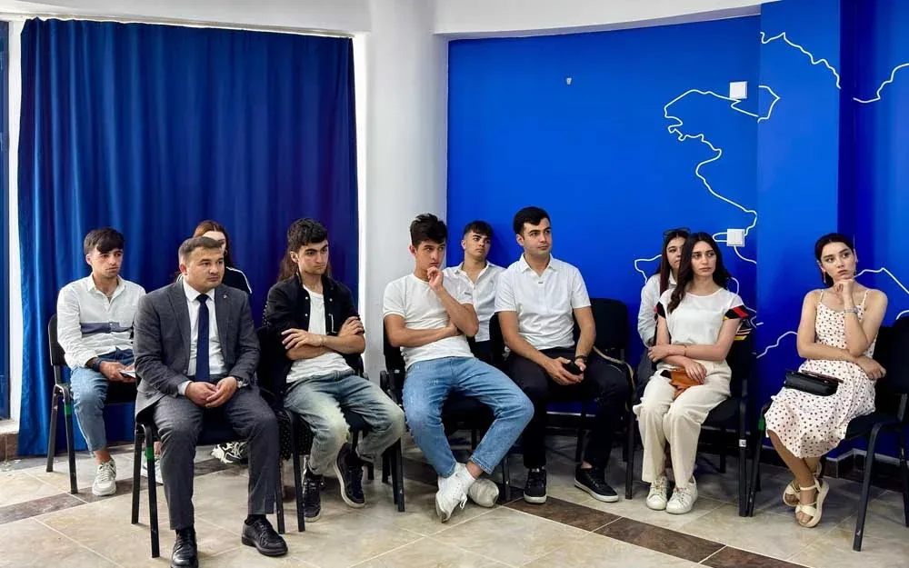 Gənclər üçün yeni layihənin təqdimat mərasimi keçirildi