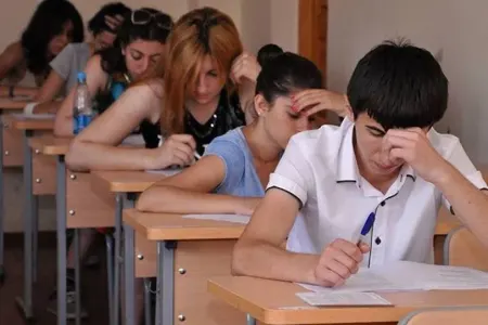 Kolleclərdə boş qalan plan yerlərinə - seçim başa çatır