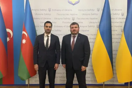 Yuri Qusev Slovakiyanın Azərbaycandakı səfiri ilə görüşdü