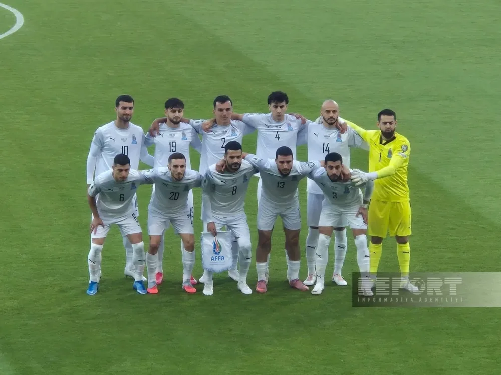 Millimizin qapısında ardıcıl qollar - Yenilənir