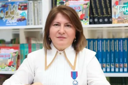 Bakıda tanınmış məktəbin direktoru işdən çıxarıldı