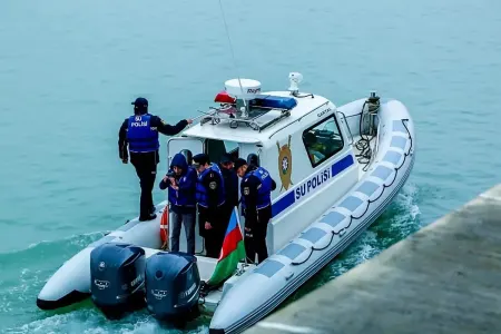 Su polisi qanunsuz əməllər törədən bu şəxsləri - saxladı