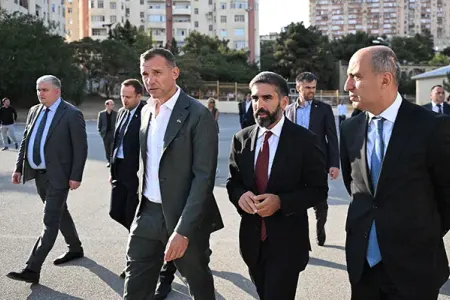 Şevçenko Emin Əmrullayev və Rövşən Nəcəflə bir arada - VİDEO