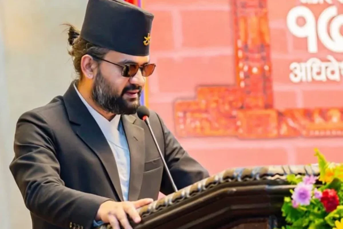 Etirazçılar keçmiş reperin baş nazir olmasını istəyirlər