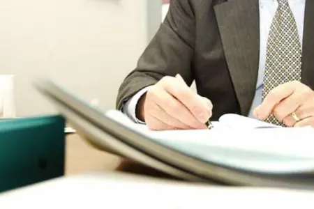 Məktəb direktoru işdən - çıxarıldı - FOTO