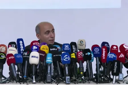 "Bizə görə təhsil eksperti deyə bir sahə yoxdur" - Emin Əmrullayev