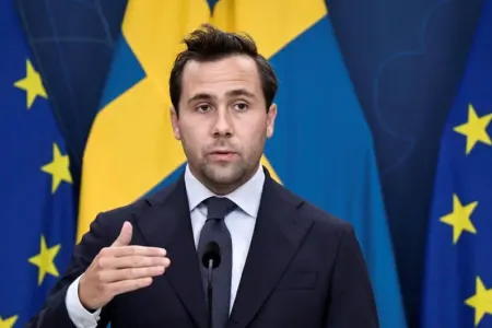 İsveç Ukraynaya yardımı artıracaq