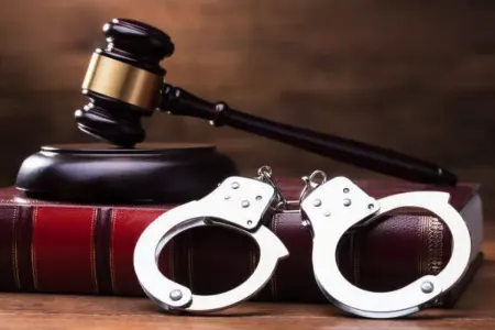 Qonşu ölkədə bələdiyyə əməliyyatı: - Onlarla saxlanılan var