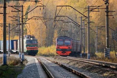 Rusiyada dəmir yolunda partlayış: Ölənlər var