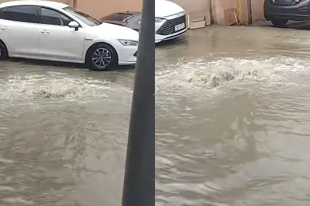 Xırdalanda küçələri su basdı - FOTO