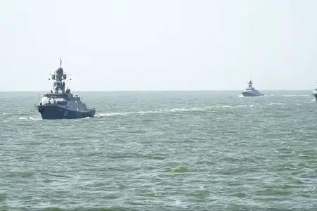 Rusiyanın Xəzər donanması hərbi təlimlərə başladı