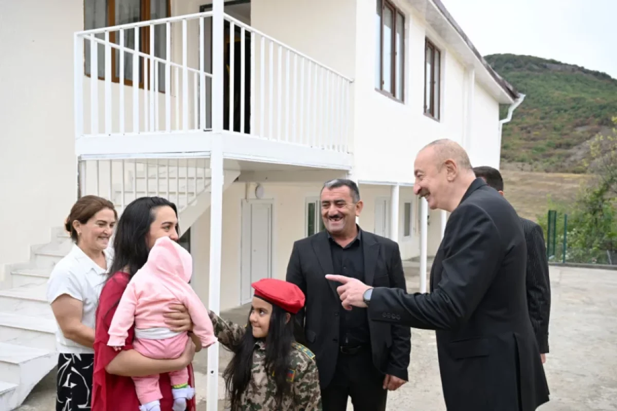 Dövlət başçısı Seyidbəyliyə getdi - FOTO