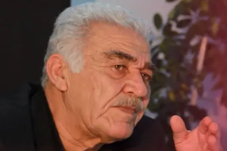 Şair Əlisəmid Kürün son durumu açıqlandı: - Vəziyyəti ağırdır