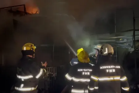 Təkər bazarında yanğın oldu - FOTO - VIDEO