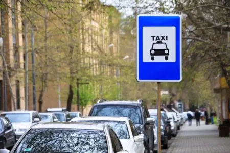 Taksilər üçün dayanacaq məntəqələrinin yerləri müəyyən ediləcək