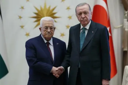 Ərdoğan Fələstin Prezidenti ilə görüşdü