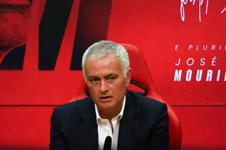Mourinyo: “Benfika mənim səviyyəmə dönüşdür”