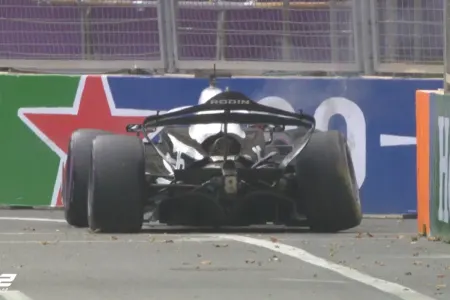 Formula 2-də qəza, yarış dayandırıldı - FOTOLAR