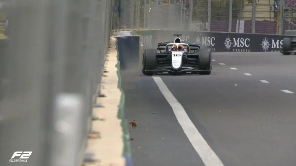 Formula 2-də qəza, yarış dayandırıldı - FOTOLAR