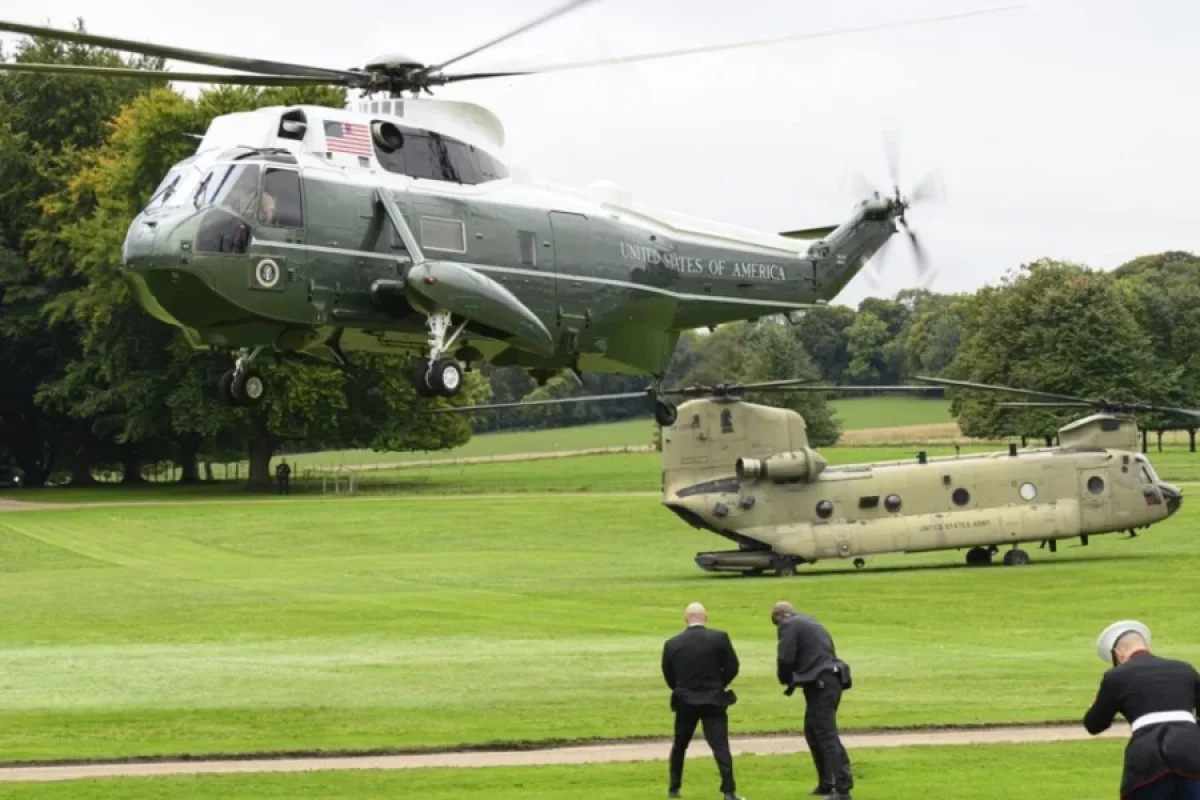 Trampın helikopteri Londonda təcili eniş etdi