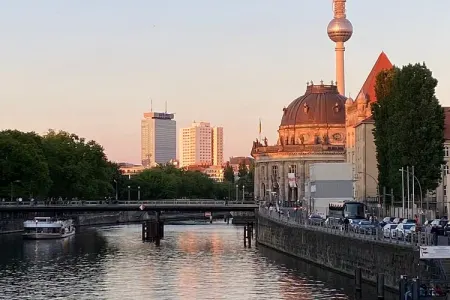 İikinci Dünya müharibəsindən qalma bomba tapıldı: Şəhər təxliyə edildi