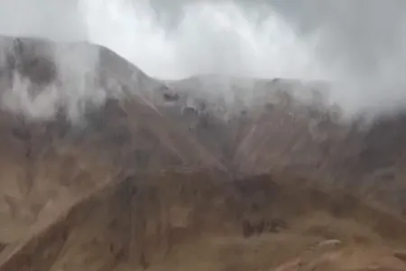 Naxçıvanda dağlıq ərazilərdə qar yağmağa davam edir