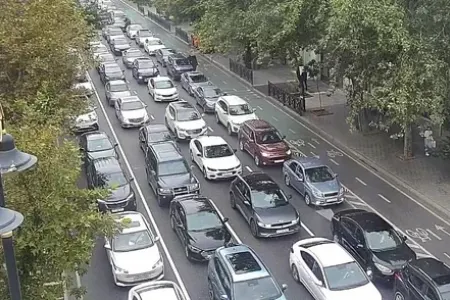 Bakı həftənin ilk gününə tıxacla başladı - SİYAHI