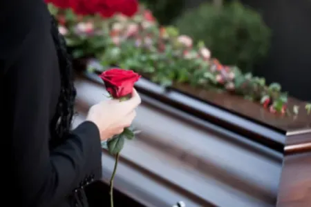 Məşhur müğənniyə ağır itki - Foto