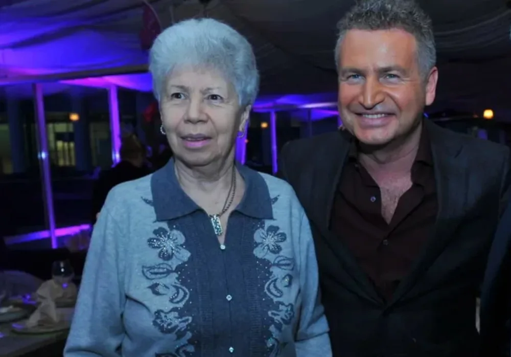 Məşhur müğənniyə ağır itki - Foto