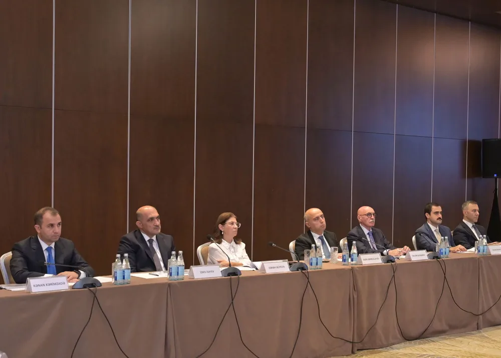 Yeni tədris ilində fəaliyyət planları və hədəflər müzakirə olundu - Fotolar