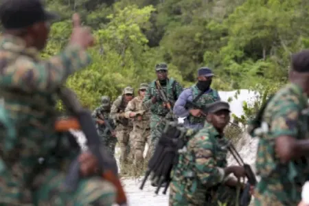 Bu ölkədə müharibəyə hazırlıq başladı: Ordu xalqla hərəkətə keçdi