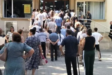 Poliklinikalarda yenidən sistem çökdü