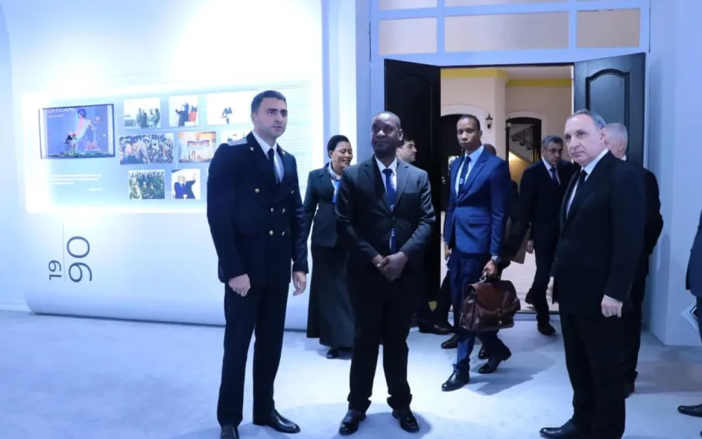 Tanzaniyanın Baş prokuroru Azərbaycanda - FOTOLAR