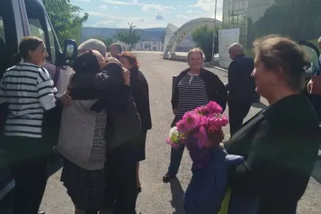 Daha 20 ailə Laçına qovuşdu - FOTO