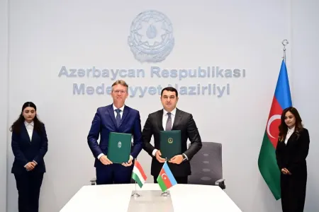 Azərbaycan ilə Macarıstan arasında sənəd imzalandı - FOTO