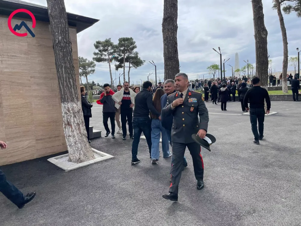 Mais Bərxudarov uzun müddət sonra - FOTO