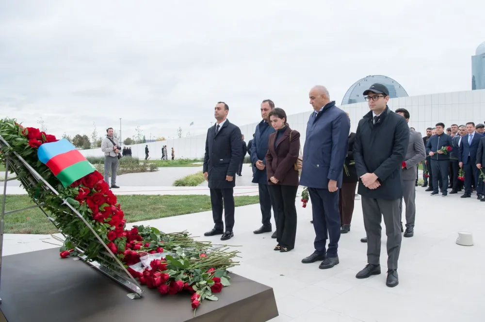 ADSEA kollektivi Zəfər parkında - Fotolar