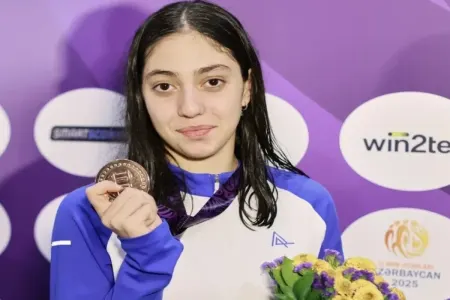 Azərbaycan üzgüçülükdə ilk medalını qazandı