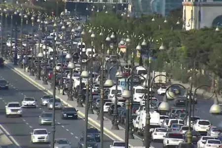 Paytaxtın bu yollarında sıxlıq var