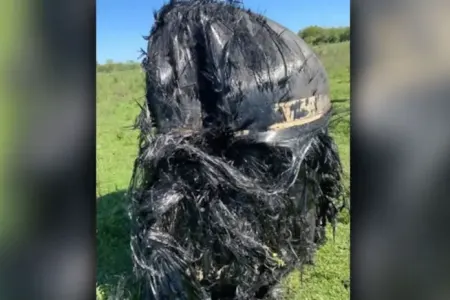 Göydən naməlum cisim düşdü: Heç kim nə olduğunu anlaya bilmədi