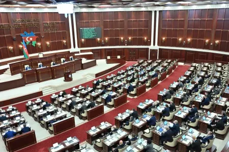 Milli Məclisin payız sessiyası başladı
