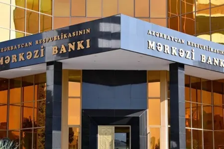 AMB: Əhalinin borc yükü artdı