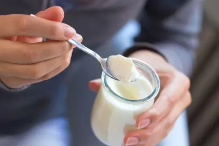 Axşamlar qatıqla bu qarışımı yeyin – Qarın və bel yağlarını əridir