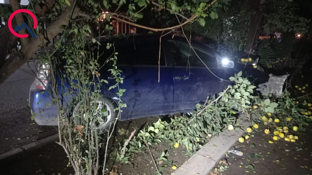 Gəncədə yol qəzası baş verdi - Fotolar